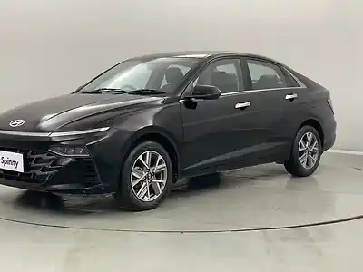 2023 हुंडई वरना SX Petrol 1.5L Automatic (CVT) 1