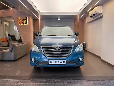 2014 Toyota Innova 2.5 ZX 7 STR BS-III 1 2014 Toyota Innova 2.5 ZX 7 STR BS-III 1
