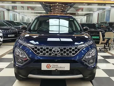 2023 Tata Safari XZA Plus (O) 6 S 1