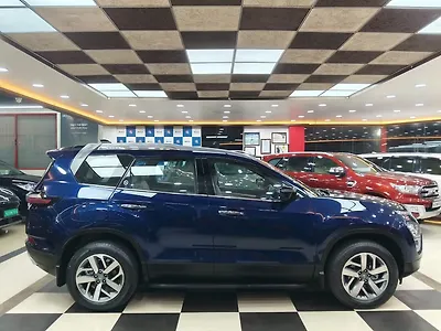 2023 Tata Safari Old Generation XZA Plus (O) 6 S