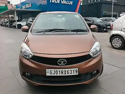 2017 टाटा टिगोर रेवोट्रॉन xt 1