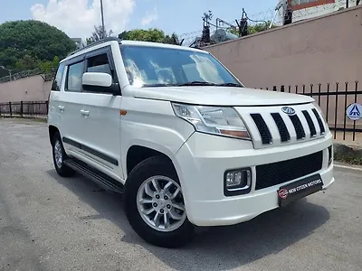 2016 Mahindra TUV300 T8