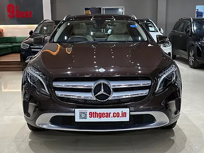 2015 Mercedes-Benz GLA 200 Sport 1
