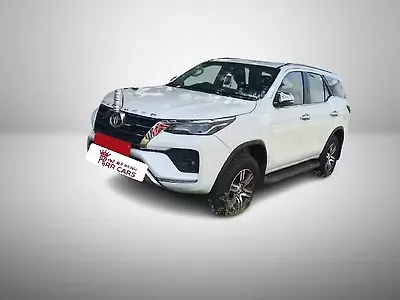 2025 Toyota Fortuner 4x2 2WD Diesel 2.8L Turbo 6 Speed Manual 1