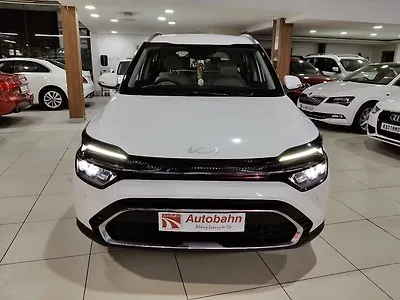 2023 Kia Carens Luxury Plus 1.5 Diesel AT 6 STR [2023-2024] 1