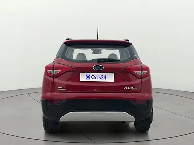 2022 Mahindra XUV300 W8 (O) 1.2 Petrol AMT