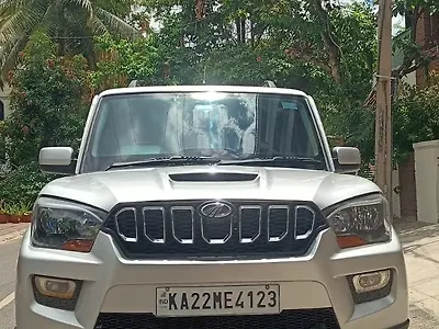 2017 Mahindra Scorpio S4 Plus