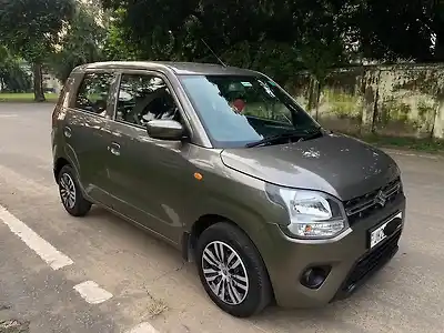 2024 मारुति सुज़ुकी वैगन आर VXI 1.0 [2023-2025] 1