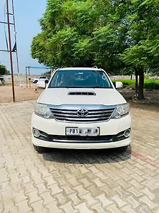 2015 Toyota Fortuner 4x2 AT 1 2015 Toyota Fortuner 4x2 AT 1