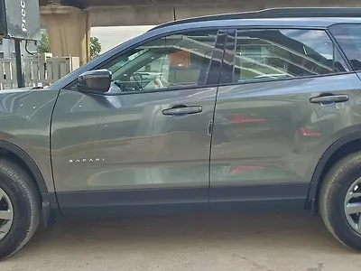 2024 Tata Safari Pure Plus S AT 7 STR