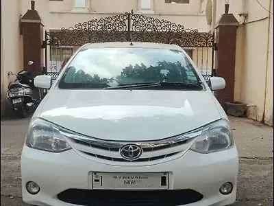2012 Toyota Etios VX 1