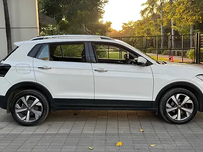 2023 Volkswagen Taigun Topline 1.0 TSI AT