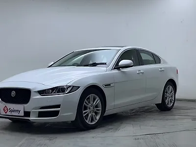 2017 Jaguar XE Prestige Diesel 1