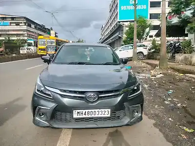2024 टोयोटा ग्लैंजा V Petrol Manual 1