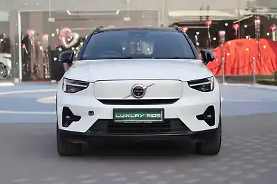 2023 वॉल्वो EX40 अल्टीमेट AWD 1 2023 वॉल्वो EX40 अल्टीमेट AWD 1