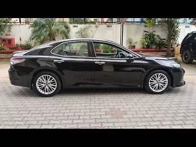 2019 Toyota Camry Hybrid