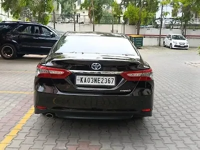 2019 Toyota Camry Hybrid