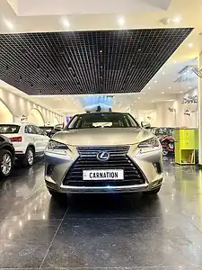 2020 लेक्सस एनएक्स 300h लग्ज़री 1