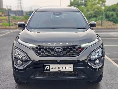 2023 Tata Safari XZA Plus (O) Red Dark Edition 1