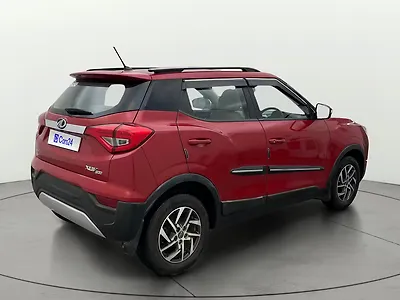 2022 Mahindra XUV300 W8 (O) 1.2 Petrol