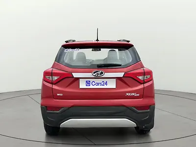 2022 Mahindra XUV300 W8 (O) 1.2 Petrol