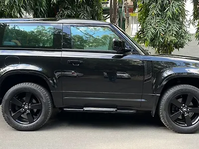 2022 Land Rover Defender 90 HSE 2.0 Petrol