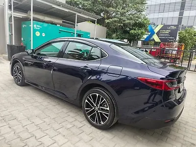 2025 Toyota Camry Elegant Hybrid (Electric + Petrol) Automatic