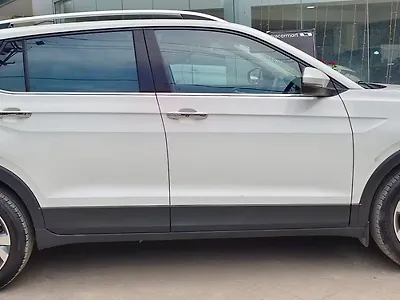 2022 Volkswagen Taigun Topline 1.0 TSI AT
