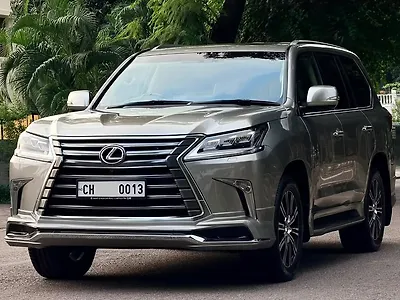 2021 Lexus LX 570 V8 AT