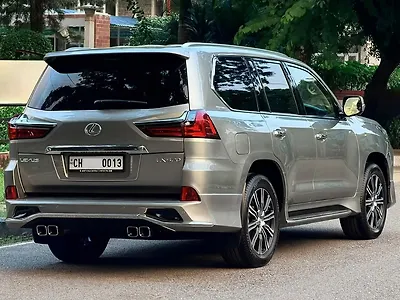 2021 Lexus LX 570 V8 AT