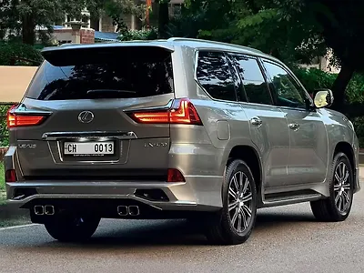 2021 Lexus LX 570 V8 AT