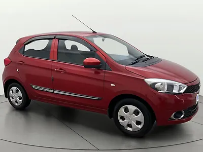 2017 Tata Tiago Revotron XT [2016-2019] 1