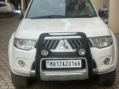 2013 Mitsubishi Pajero SFX 2.8 1