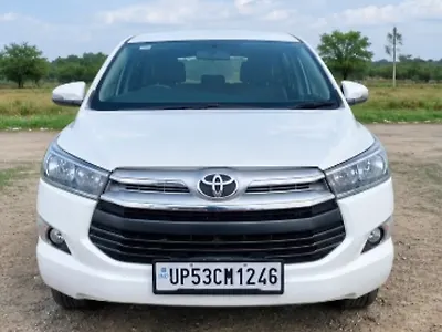 2017 Toyota Innova Crysta 2.4 G 7 STR [2016-2017] 1