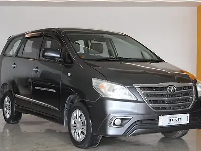 2015 Toyota Innova 2.5 GX BS IV 7 STR