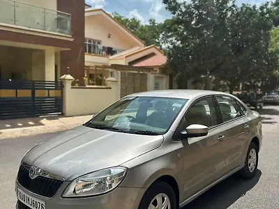 2013 Skoda Rapid Ambition 1.6 TDI CR MT