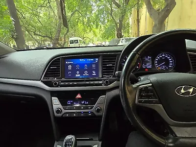 2018 Hyundai Elantra 2.0 SX AT