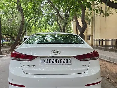 2018 Hyundai Elantra 2.0 SX AT