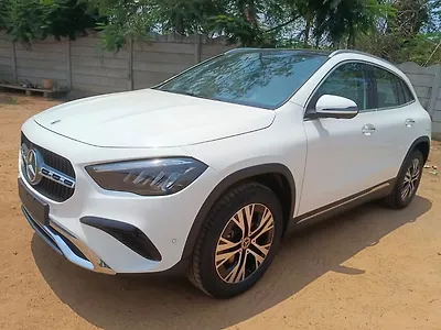 2026 Mercedes-Benz GLA 220d 4MATIC 1
