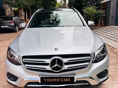 2017 मर्सिडीज़ बेंज़ GLC 220 डी प्रोग्रेसिव 1