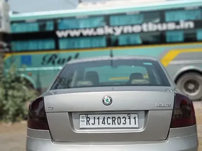 2012 स्कोडा लौरा एम्बिएंट 1.9 tdi एमटी 1