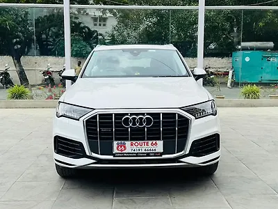 2023 ऑडी q7 Technology 55 TFSI [2022-2024] 1