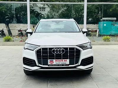 2023 Audi Q7 Technology 55 TFSI [2022-2023] 1