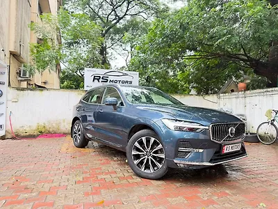 2025 Volvo XC60 B5 Ultra 1 2025 Volvo XC60 B5 Ultra 1