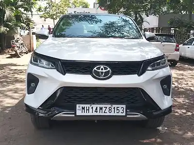 2026 टोयोटा फ़ॉर्च्यूनर 4X4 4WD Mild Hybrid (Electric + Diesel) Turbo Automatic Dual Tone 1