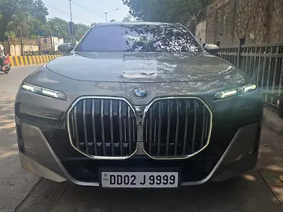 2024 BMW 7-Series 740d M Sport 1