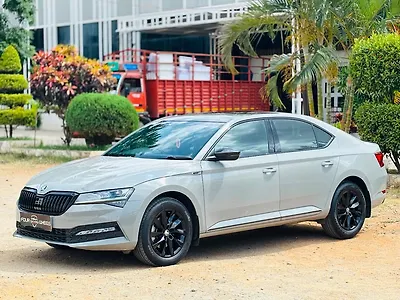 2021 Skoda Superb Sportline AT