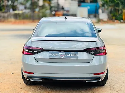 2021 Skoda Superb Sportline AT