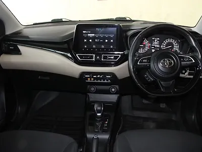 2023 Toyota Glanza V AMT