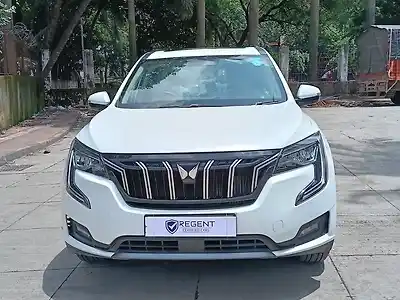 2025 महिंद्रा XUV700 AX7 2WD Petrol 2.0L Turbo Automatic 7 STR 1